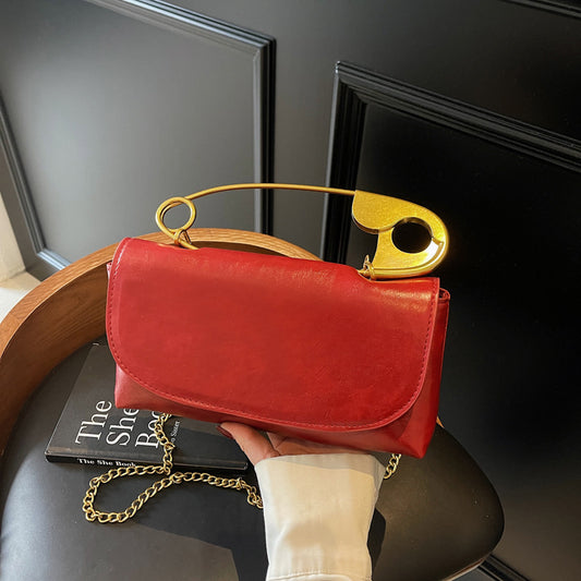 NordicDrop Chic Rebel Pin Bag