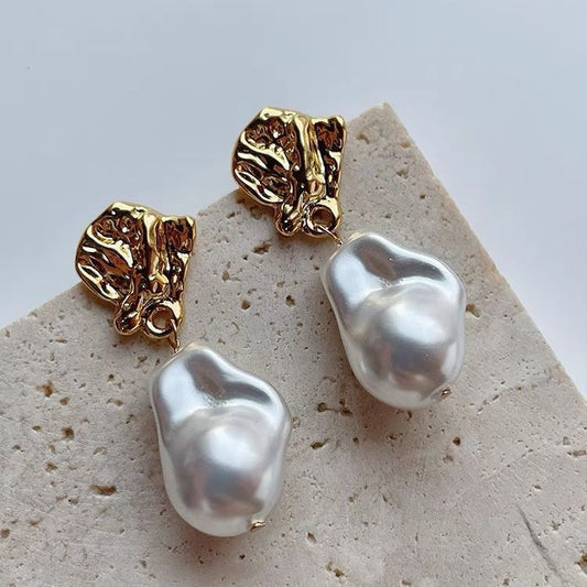 Nordicdrop Pearl Needle Earrings